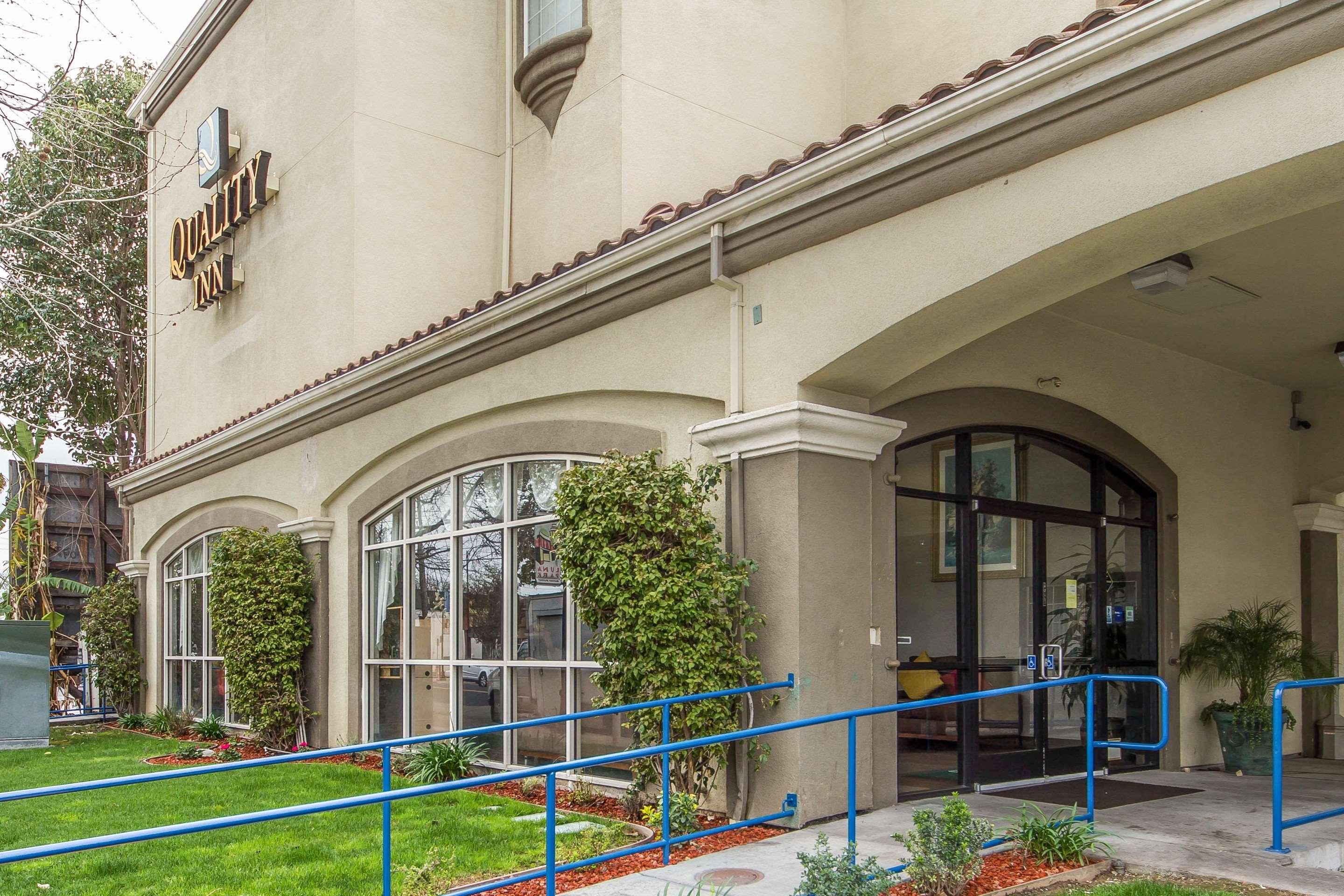 Comfort Inn San Jose International Airport Exterior photo